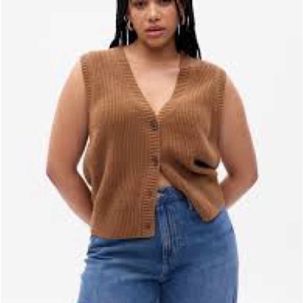 Brown Sleeveless Knit Cardigan